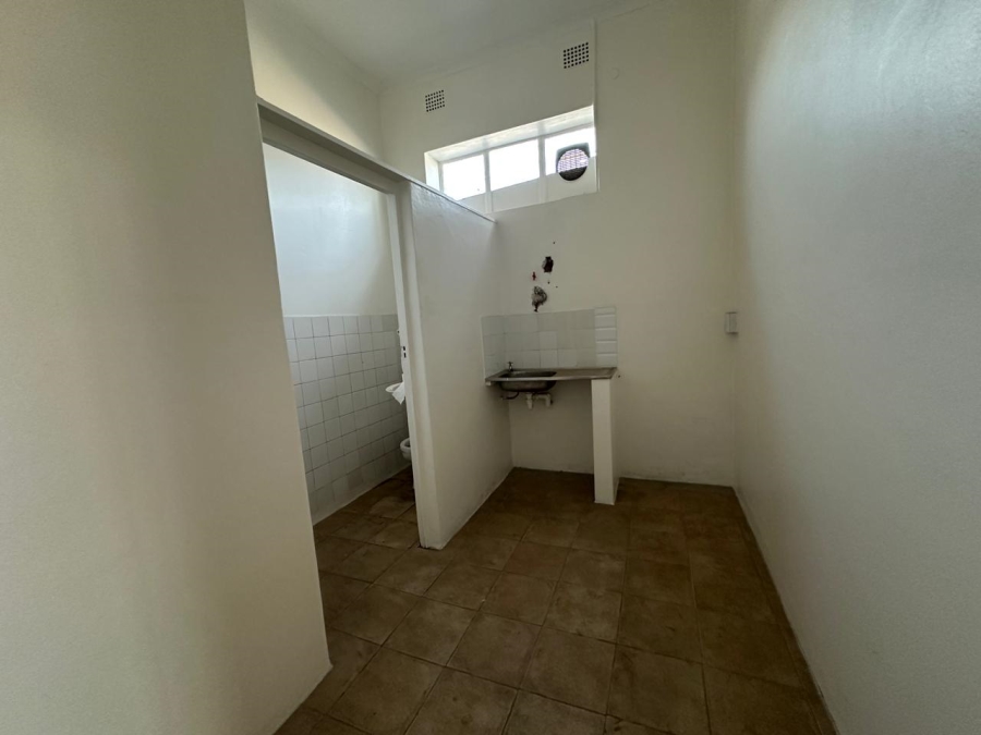 To Let commercial Property for Rent in Eersterivier Western Cape